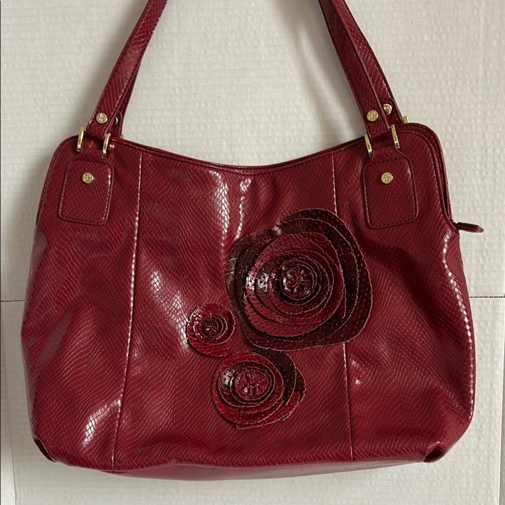 Relic large red shoulder bag.